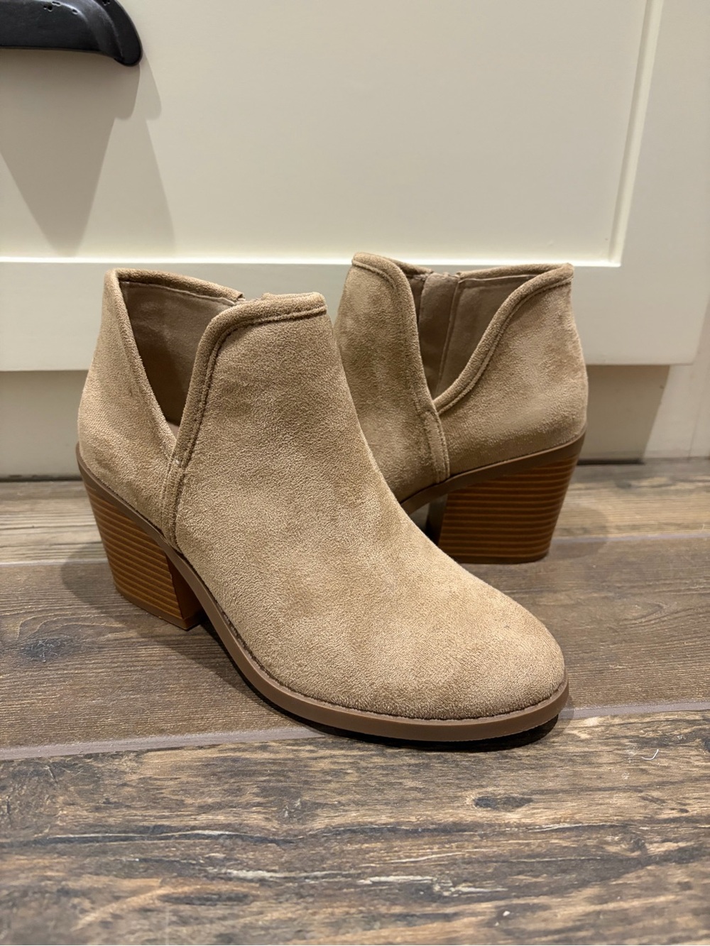Block heel booties